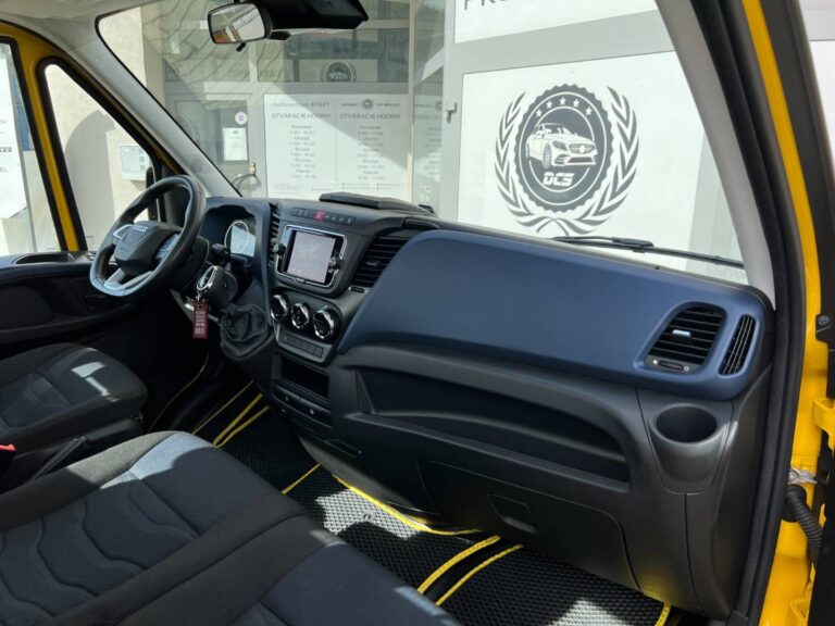autobazar_41af2b39b6e3b9698831b6d95207aa81