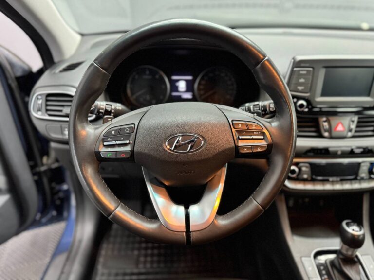 autobazar_54f98cc8ca978a833d8acb78293d6666