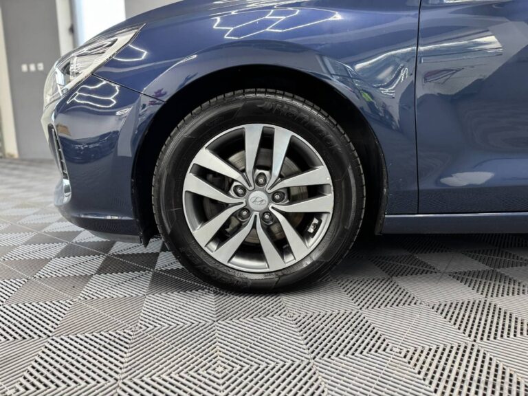 autobazar_a0aeacb0652599b962e2a62ebe0bc900