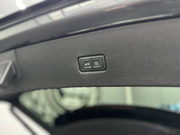 autobazar_cf4c74bc976cfd5cff4f1cd8be09ef8e