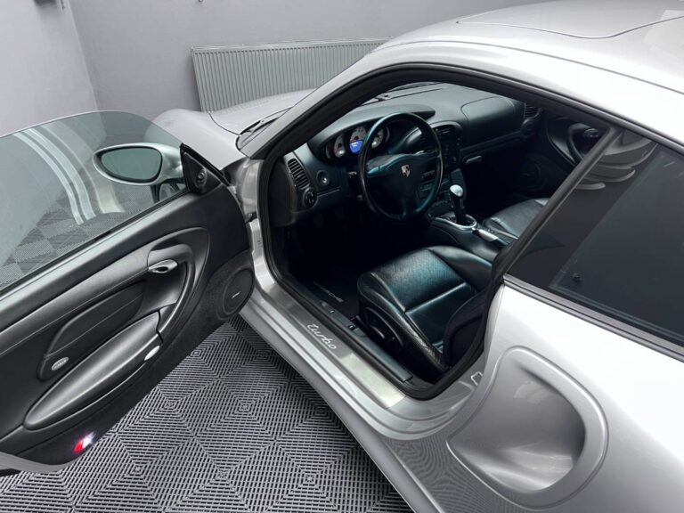 autobazar_fac33f12cdb518ba73cba3c0fc076aba