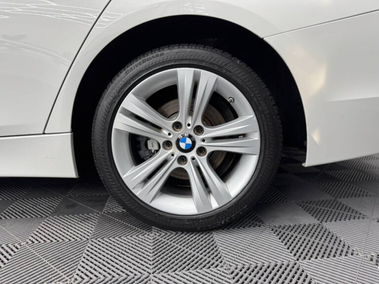 autobazar_884ecf2abe686a1096cf299ff19f20a8
