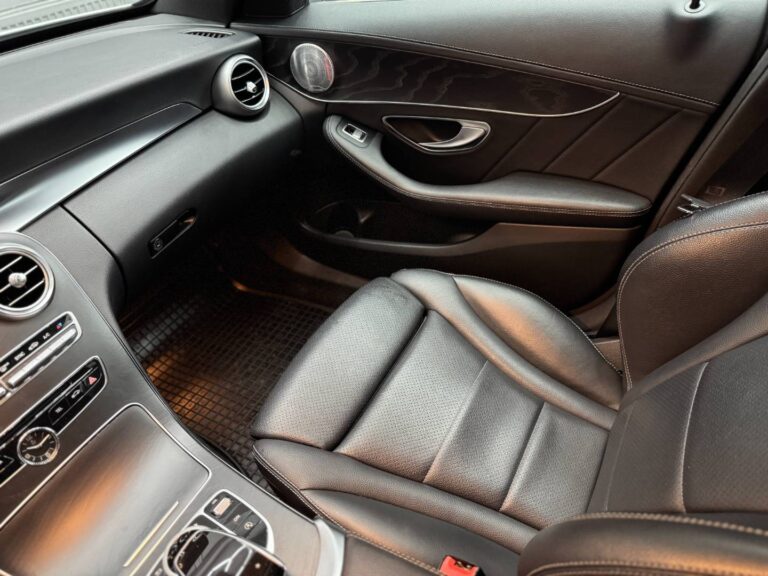 autobazar_e499eb75d989ee23c3ef3639a6091201