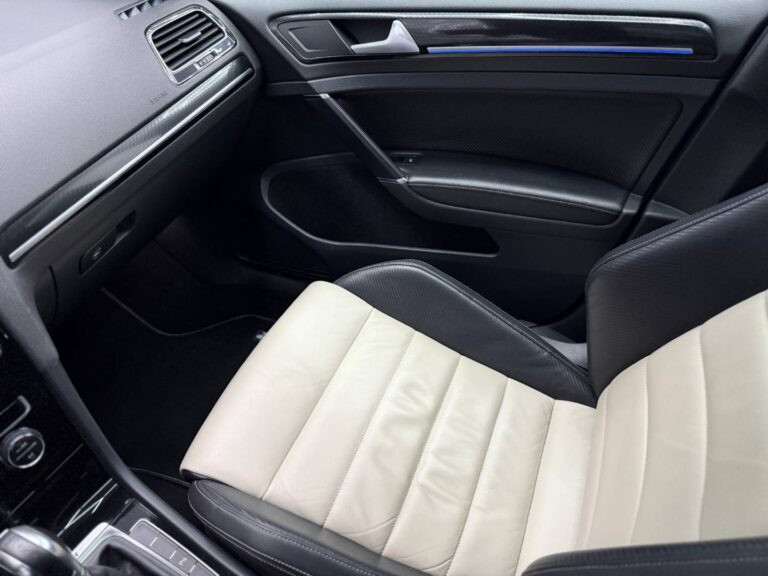 autobazar_8bfbb21a80ccf5b2185f508fd302fd07