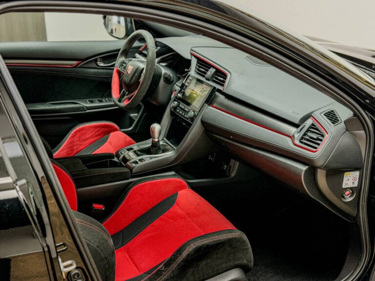 photo-1774431673