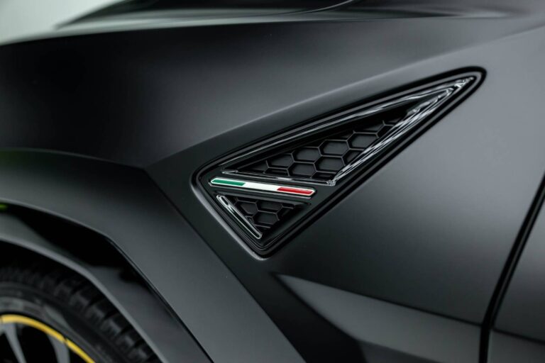 photo-1774421658