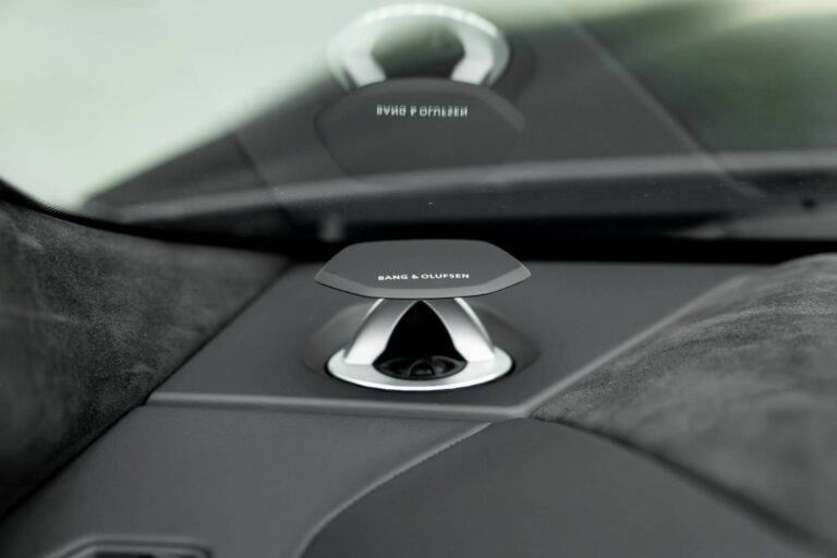 photo-1774849192