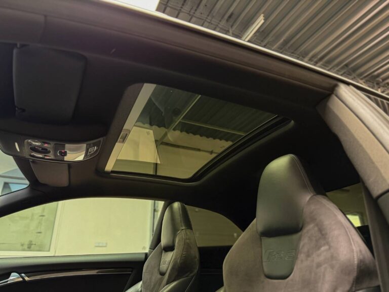 photo-1779616824