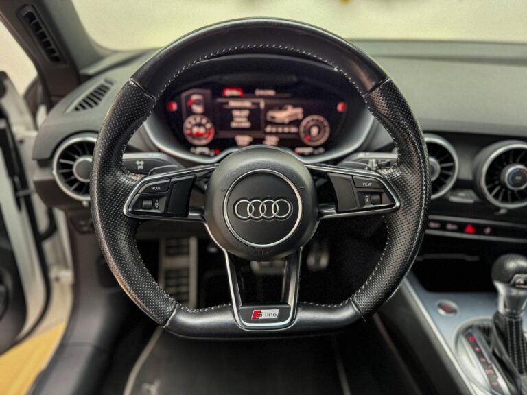 photo-1781949623